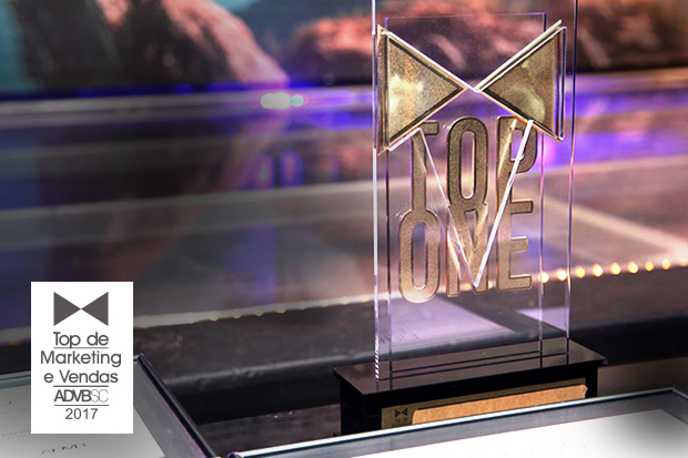 Krona vencedora do Top One como melhor case do ano no Top de Marketing e Vendas da ADVB