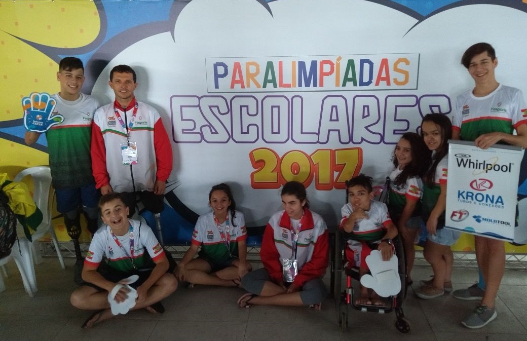Nadoville/Krona conquista 25 medalhas nas Paralimpíadas Escolares 2017!