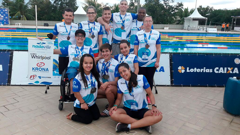 Nadoville Krona conquista 27 medalhas na etapa Rio-Sul do Circuito Caixa Loterias